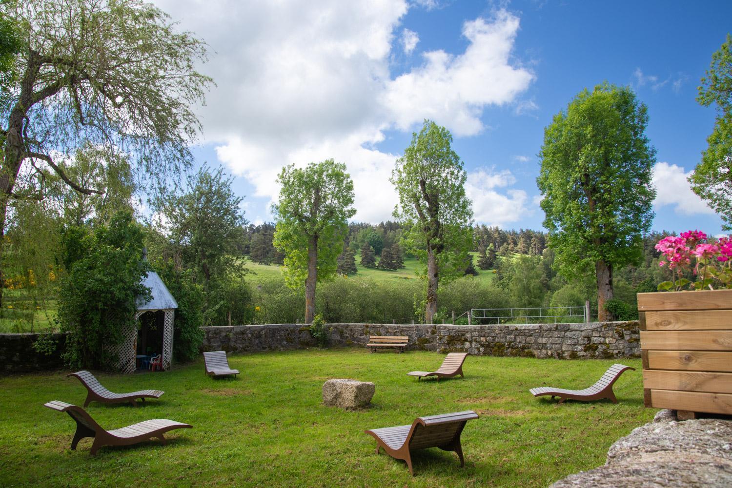 Gite De La Grange - Domaine De Coulagnettes Serverette Esterno foto